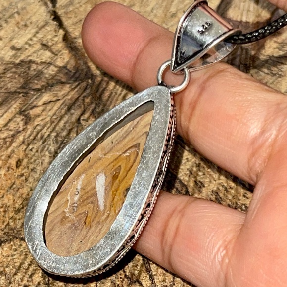 Australian Outback Jasper Pendant 2 1/4” - Picture 15 of 16